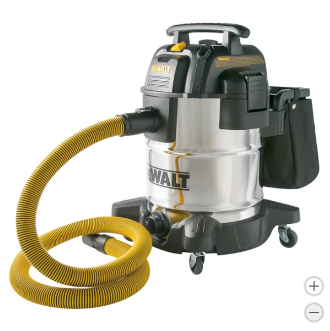 4 - DeWalt Aspiradora Sólidos/Líquidos - $600 x 3 dias - $300 x 1 dia